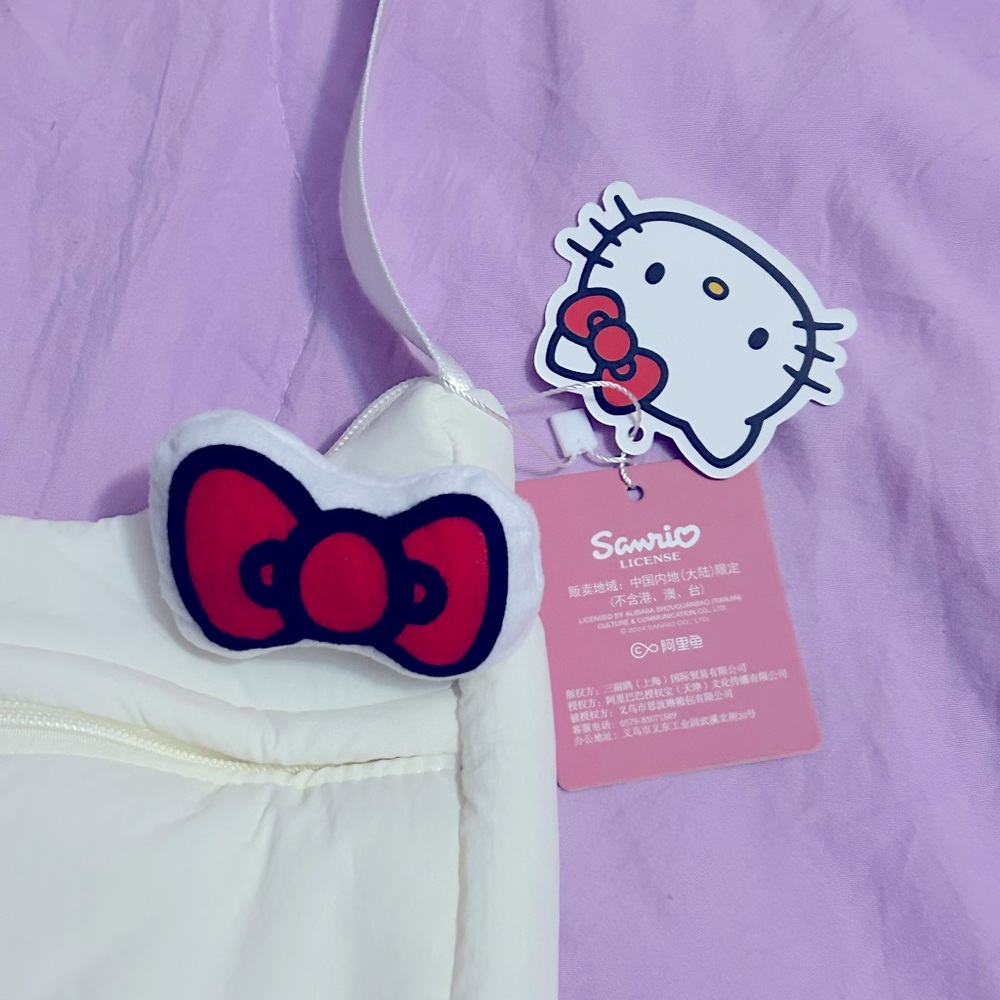 Hello Kitty Bag - Picture 3 of 4